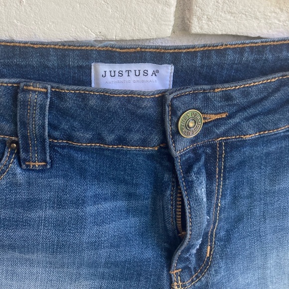 JustUSA Denim Jeans Distressed LIKE NEW Very comfortable. Some stretch - Picture 4 of 8